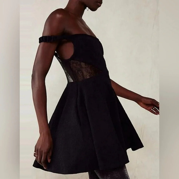 NWOT Free People ALLURING Brooklyn Mini Dress White L Lace Sheer Twirly Pockets - Picture 16 of 16